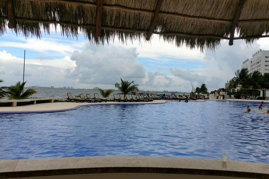 Hermoso Condo De 2 Habitaciones Frente Al Caribe 坎昆 外观 照片